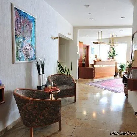 Otel Akzent Goldener Ochsen Cröffelbach