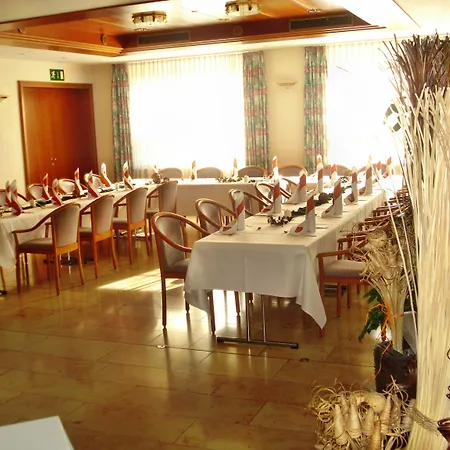 Akzent Goldener Ochsen Cröffelbach