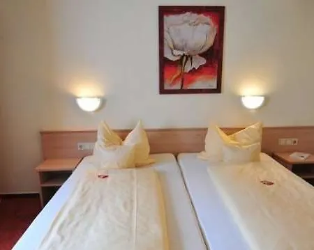 Akzent Goldener Ochsen 3* Cröffelbach